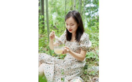 為何99%漂亮女性每天都在喝一杯有機(jī)野生葛根粉？